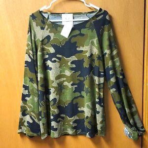 Fantastic Fawn camo long sleeve, NWT medium